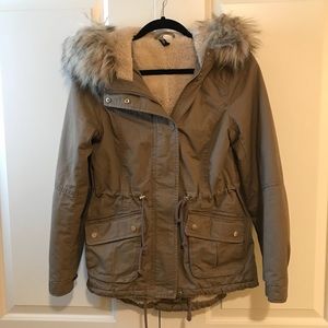 Divided “Pile-lined parka” jacket